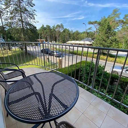 Apartamenty Zeromskiego Przy Promenadzie I Morzu ชวีโนวิชแจ ภายนอก รูปภาพ