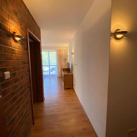 Apartamenty Zeromskiego Przy Promenadzie I Morzu ชวีโนวิชแจ ภายนอก รูปภาพ